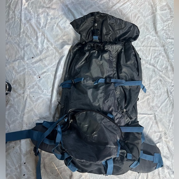 Field & Stream Black and Blue Backpack with rain cover